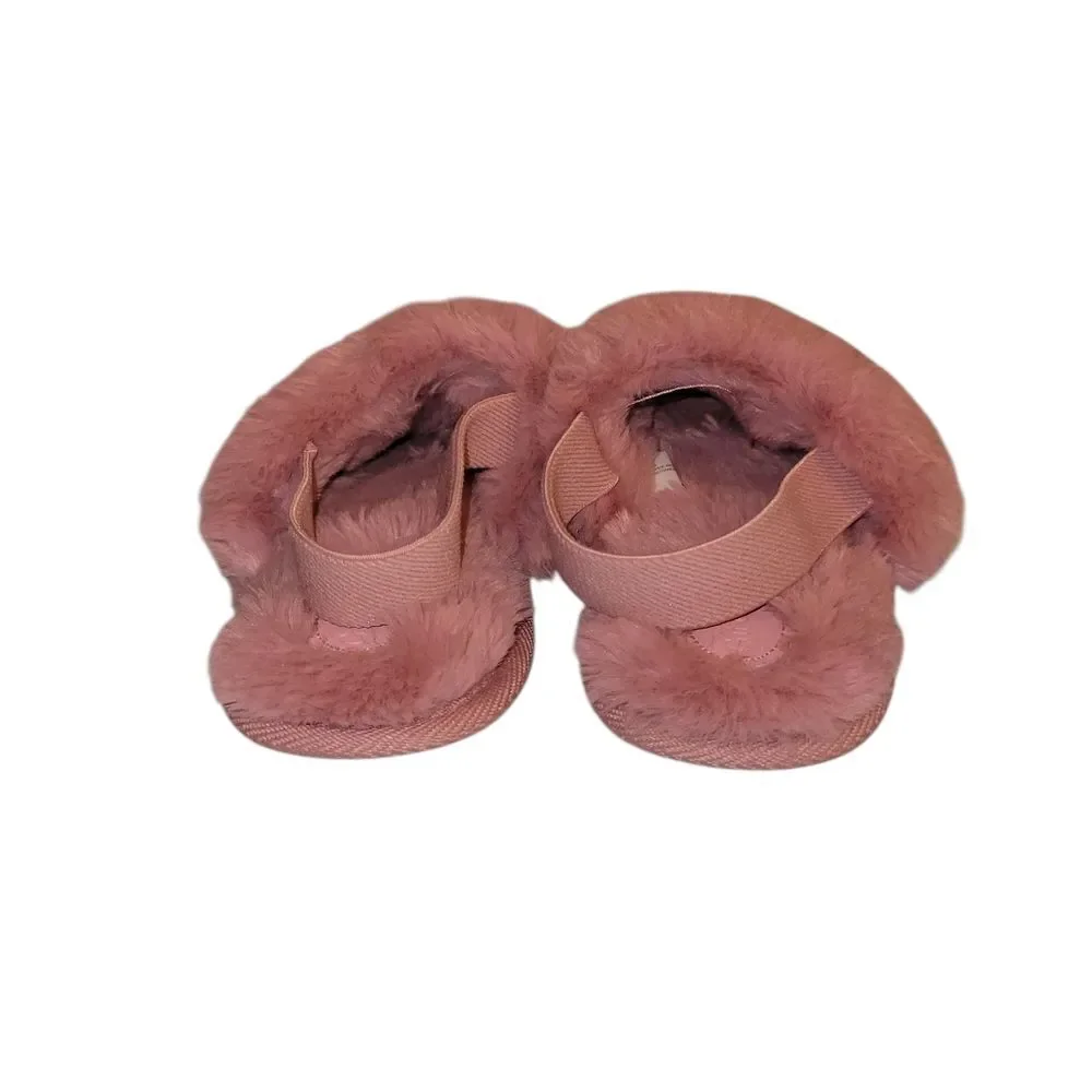 Cat And Jack Cozy Pink Fuzzy Slippers 11/12 Kids